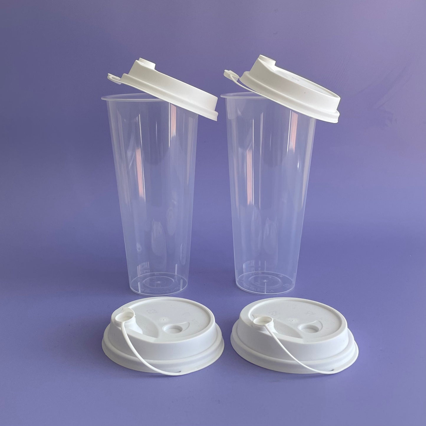 Plastic Cup & Lids with White Stopper